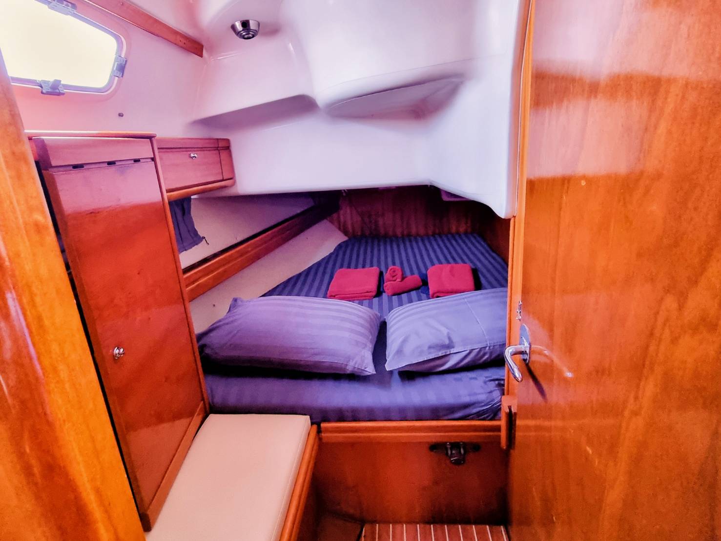 Bavaria 39 Cruiser — photo 10