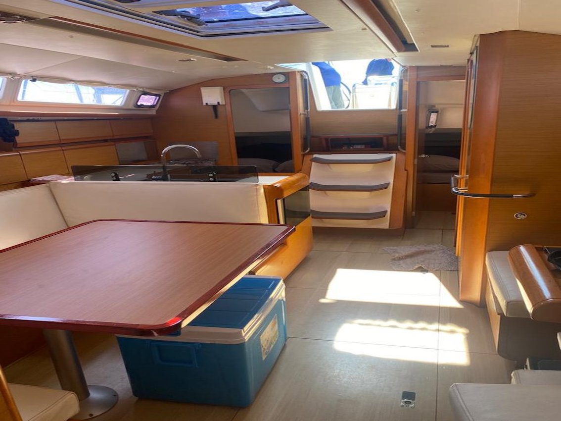 Sun Odyssey 409 — photo 9