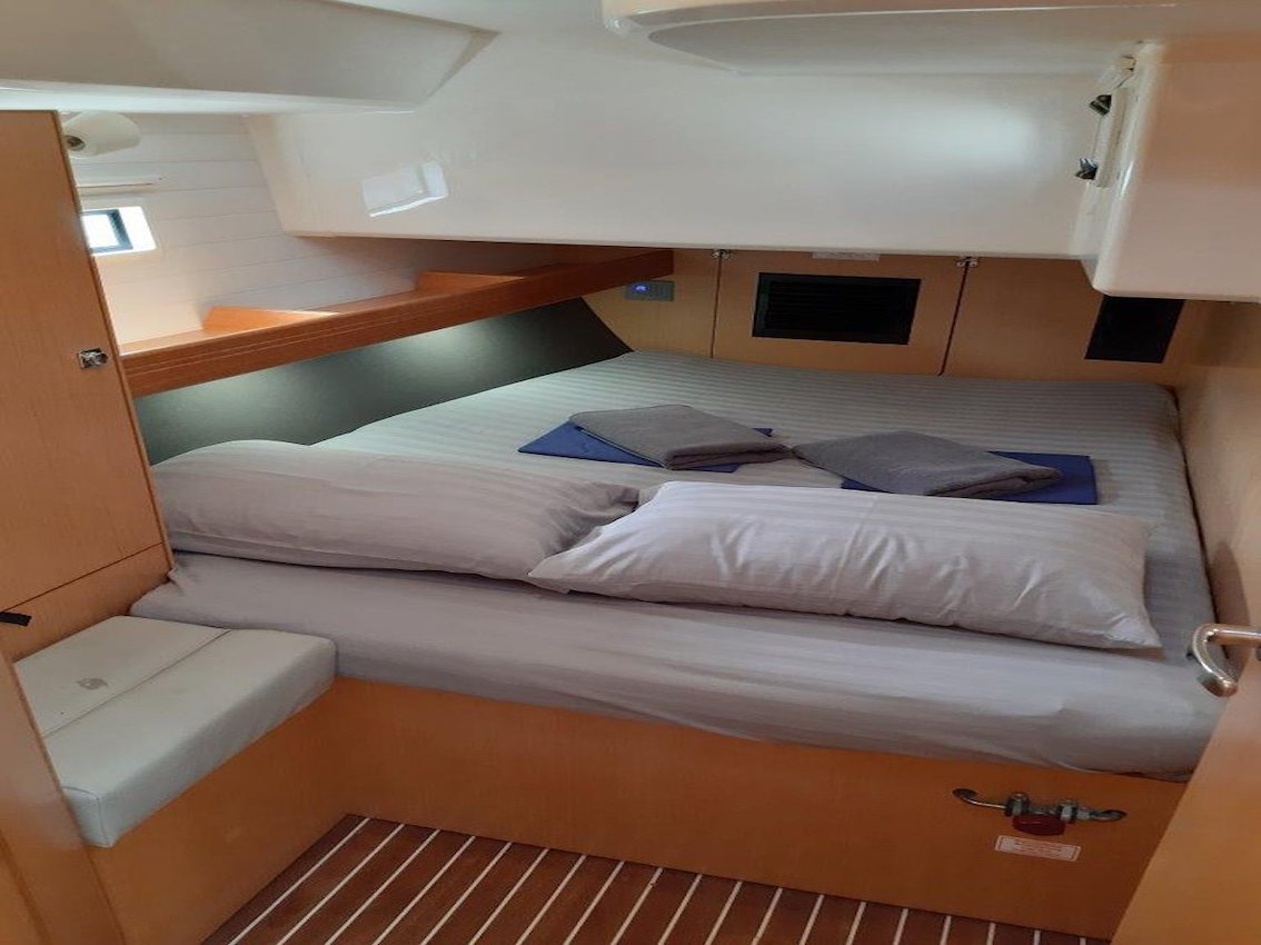 Bavaria Cruiser 46 - 3 cab. — photo 12