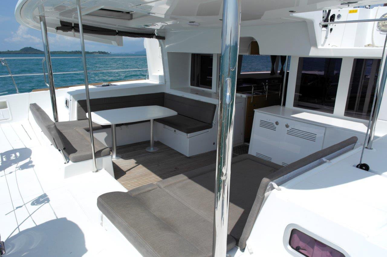 Lagoon 450 F - 4 + 2 cab. — photo 5