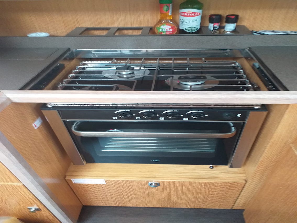 Bavaria C45 - 4 cab. — photo 13