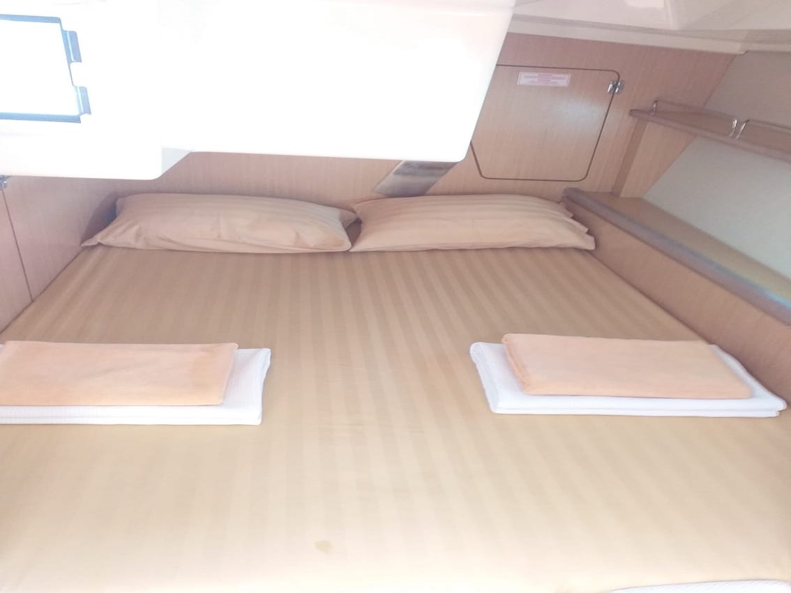 Bavaria C45 - 4 cab. — photo 19