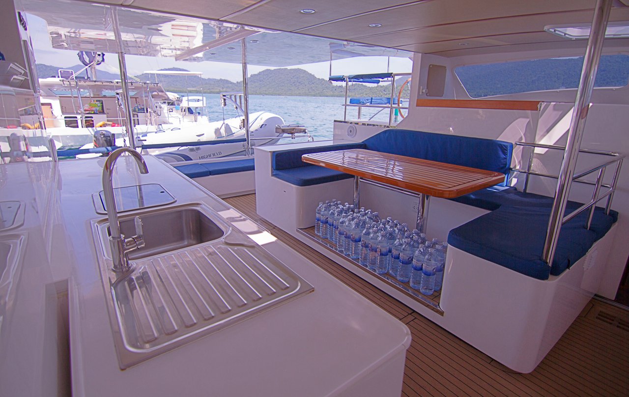 Island Spirit 38 - 4 cab. — photo 7