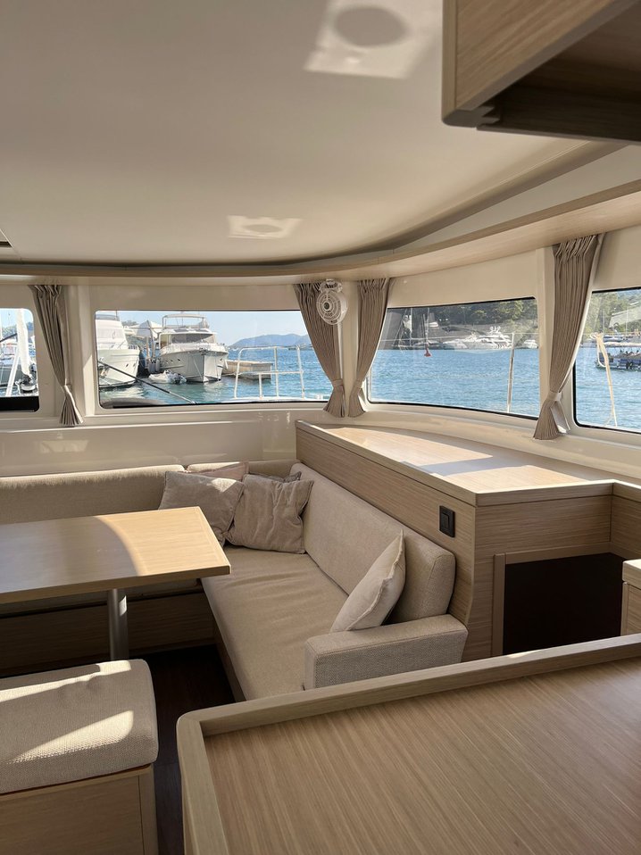 Lagoon 46 - 4 + 1 cab. — photo 8