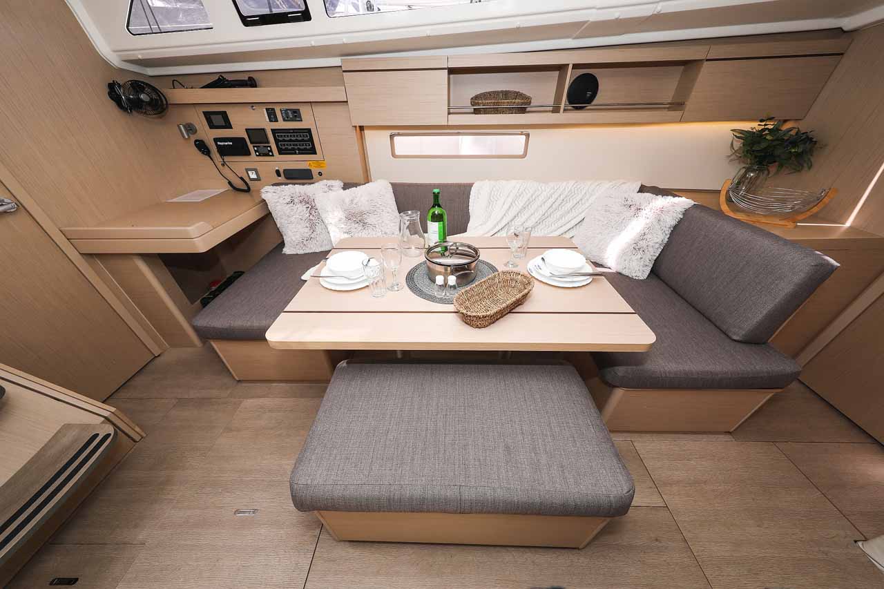 Oceanis 40.1 ELECTRIC — photo 12