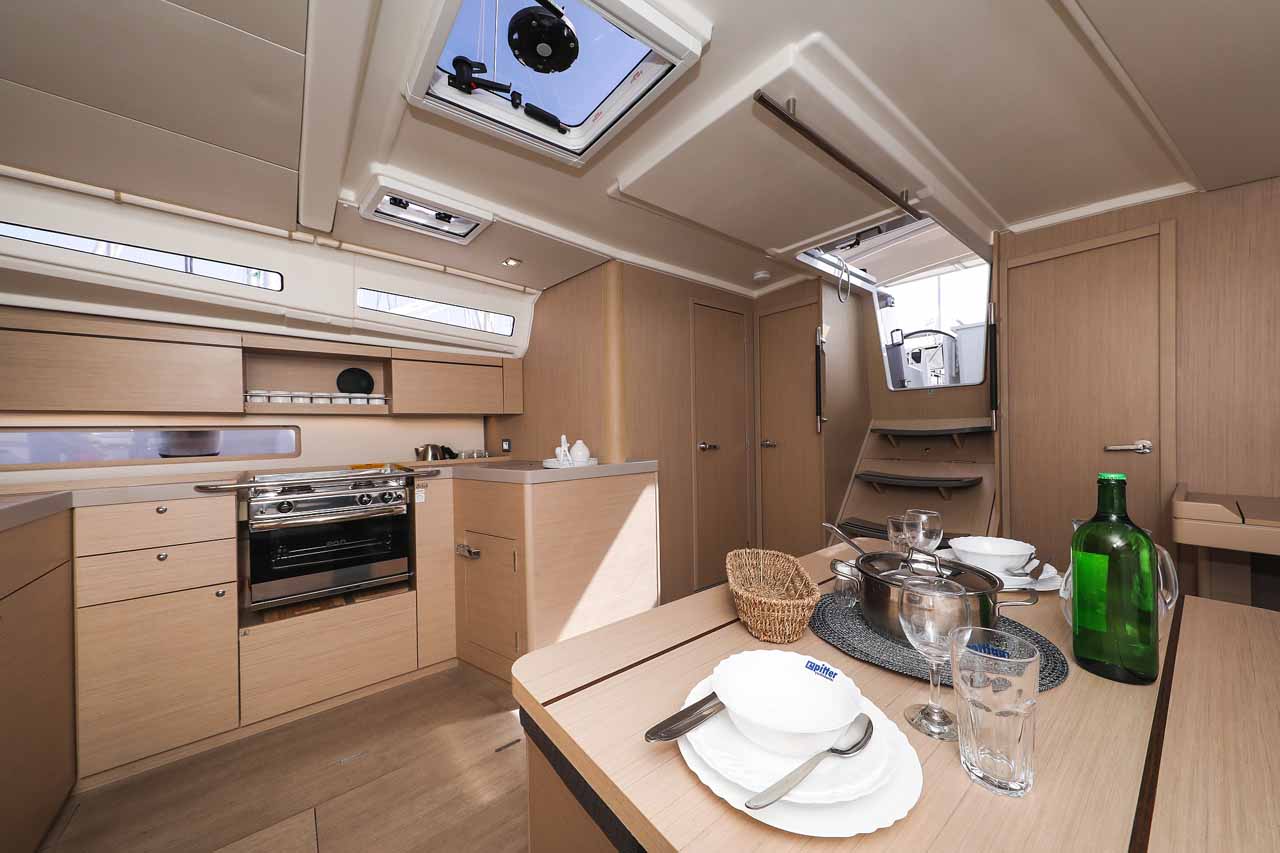 Oceanis 40.1 ELECTRIC — photo 13