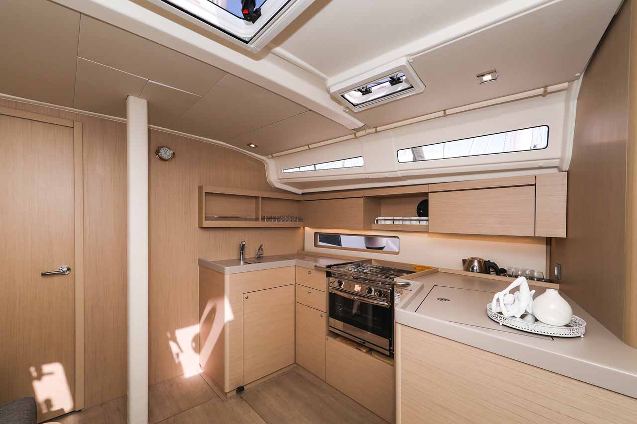 Oceanis 40.1 ELECTRIC — photo 14
