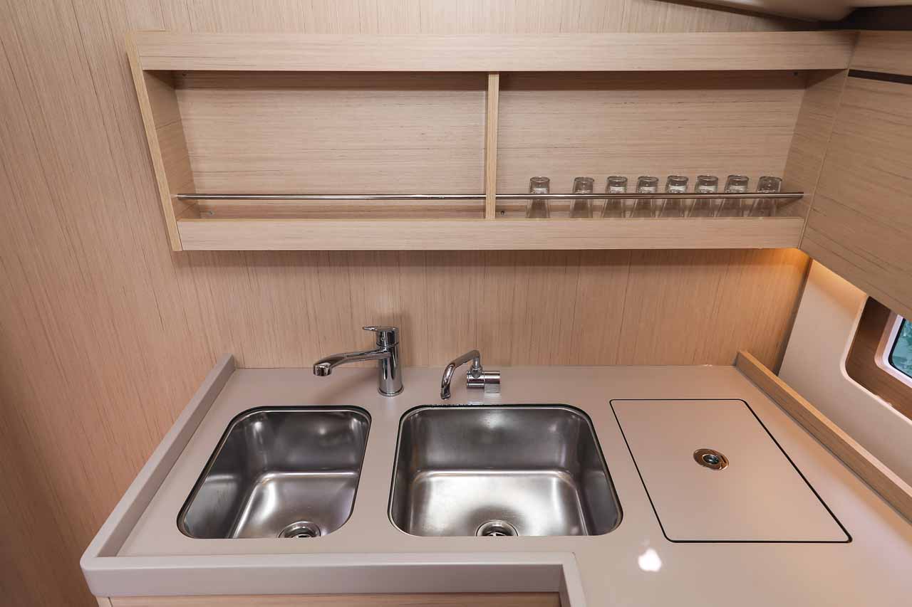 Oceanis 40.1 ELECTRIC — photo 15