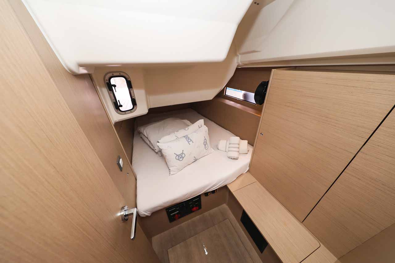 Oceanis 40.1 ELECTRIC — photo 24