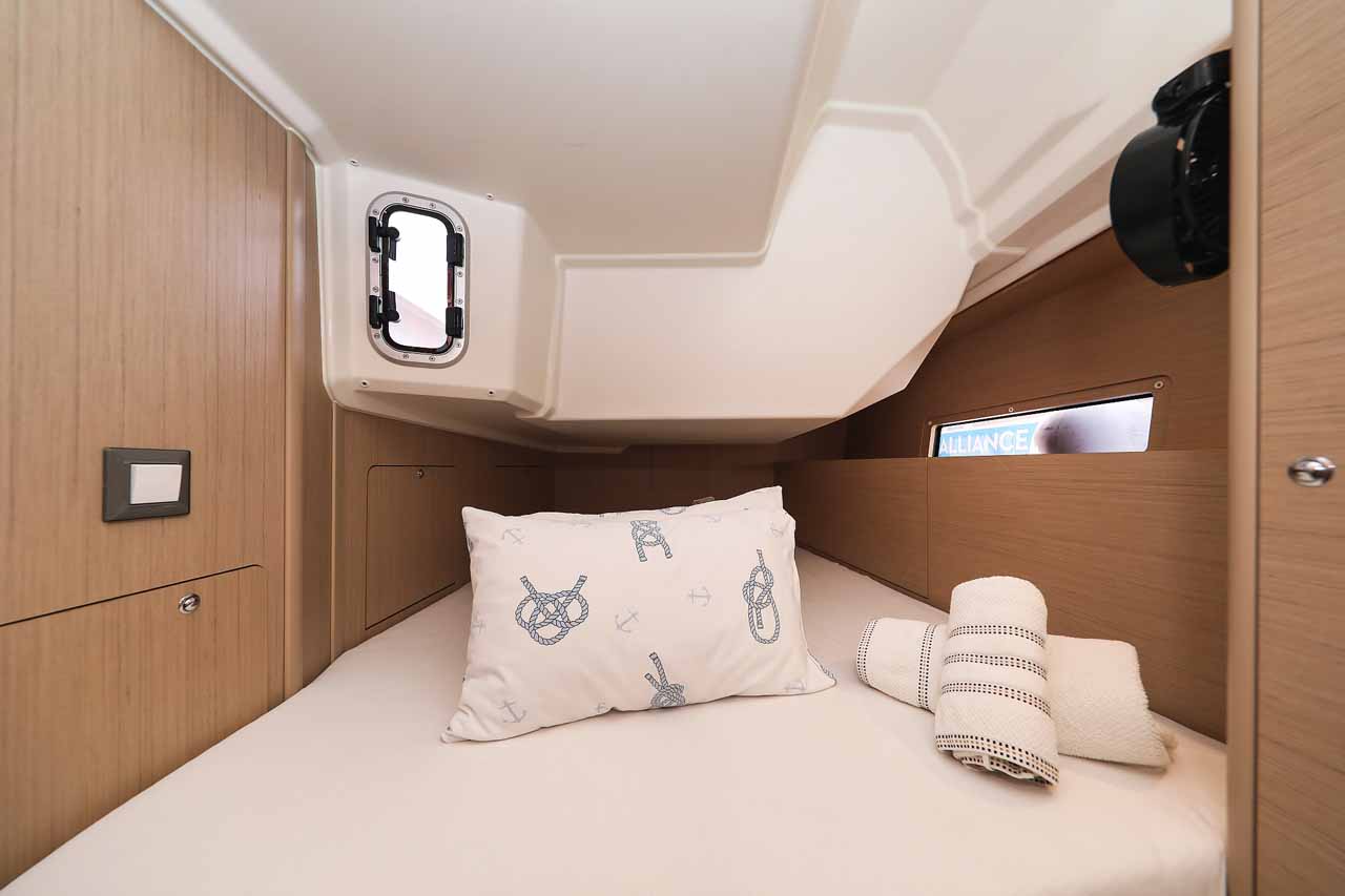 Oceanis 40.1 ELECTRIC — photo 25