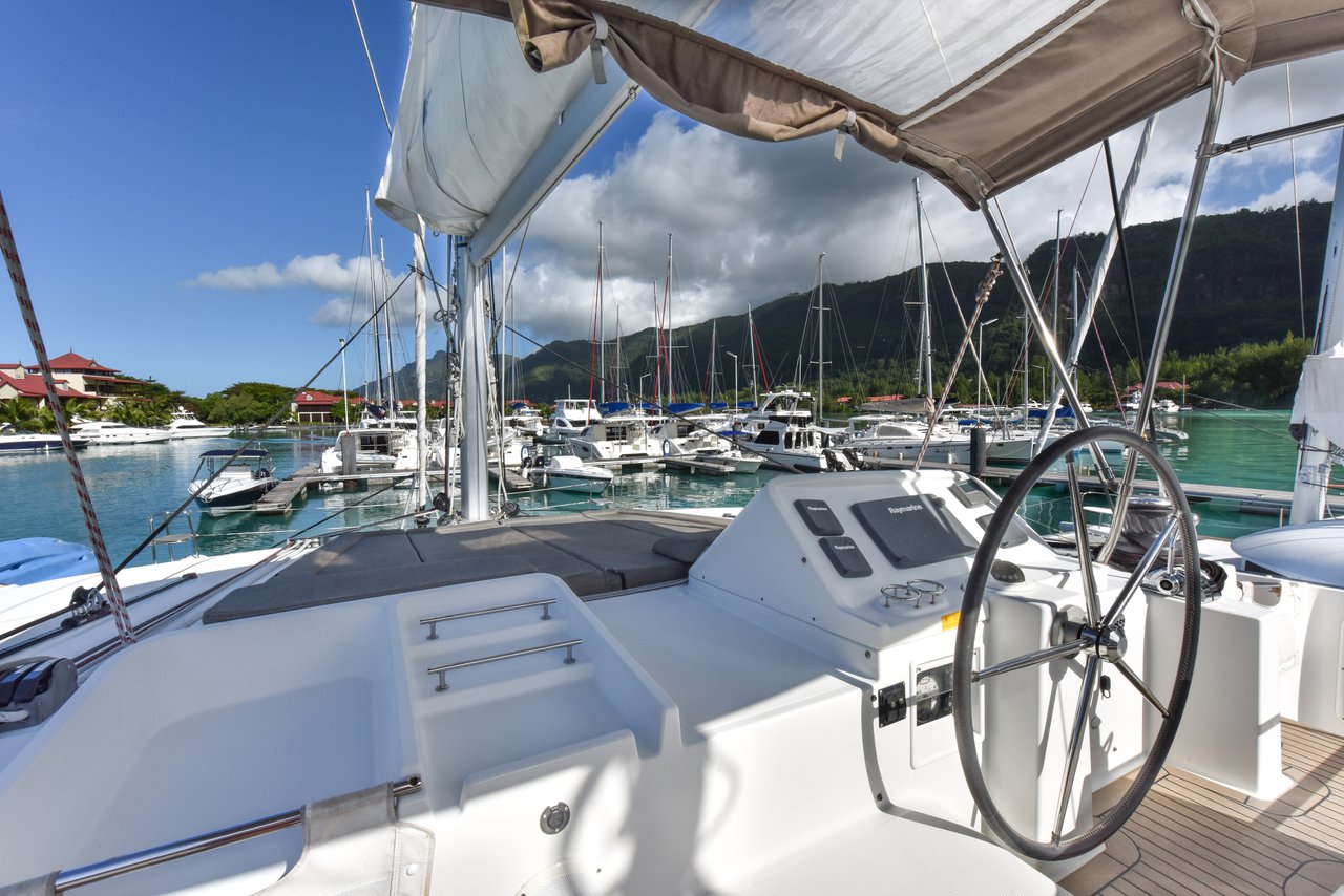 Lagoon 450 - 4 + 2 cab. — photo 10