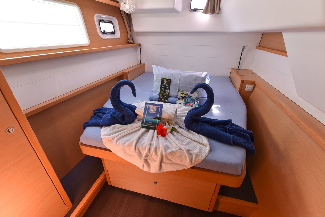 Lagoon 450 - 4 + 2 cab. — photo 25