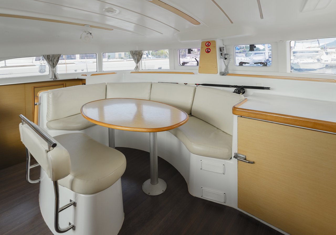 Lagoon 380 - 3 cab. — photo 13