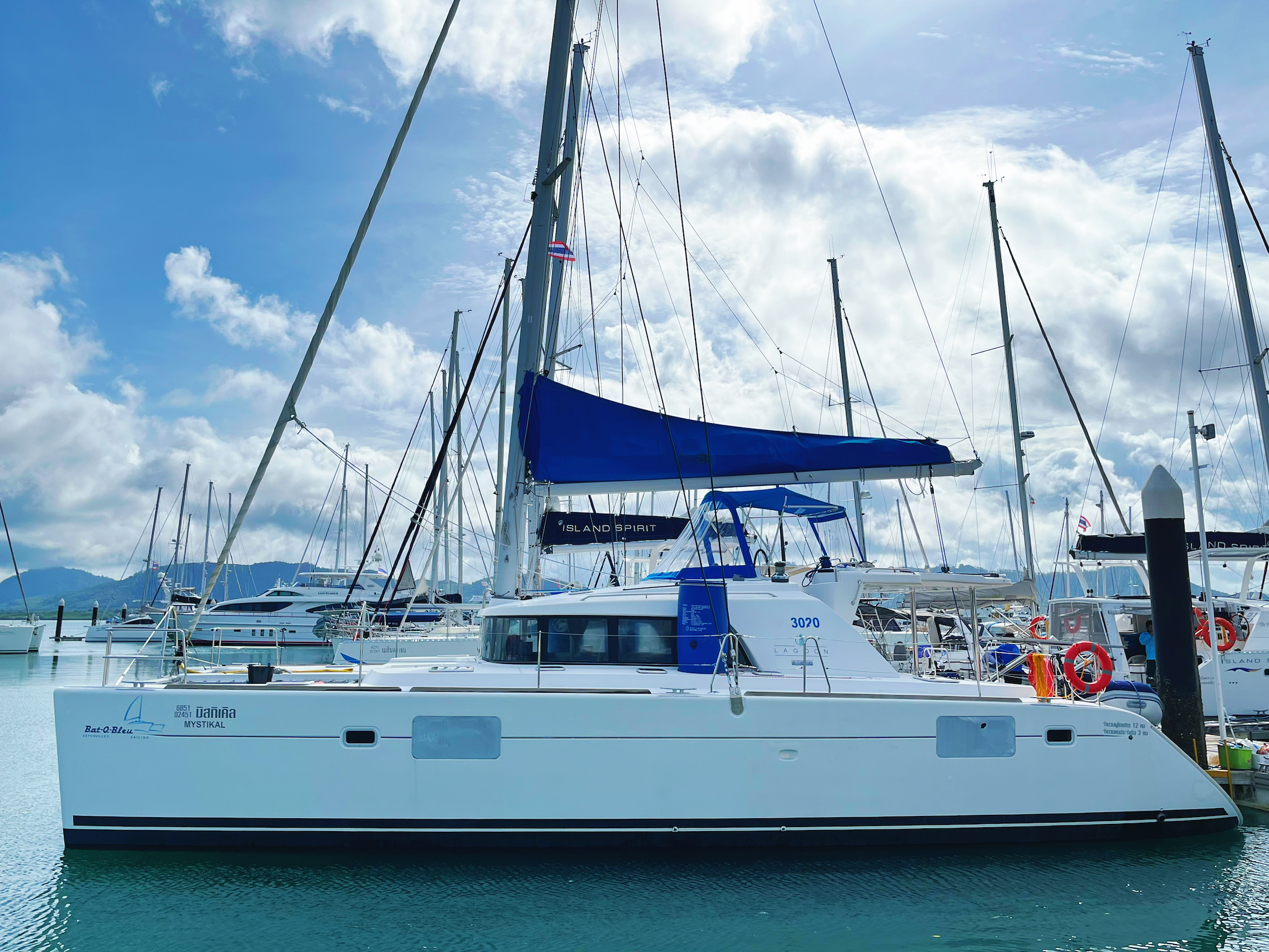 Lagoon 440 - 4 + 1 cab. — photo 1