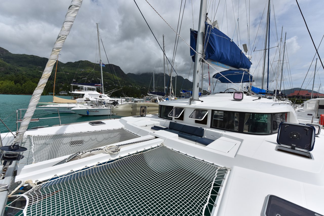 Lagoon 440 - 4 + 1 cab. — photo 7