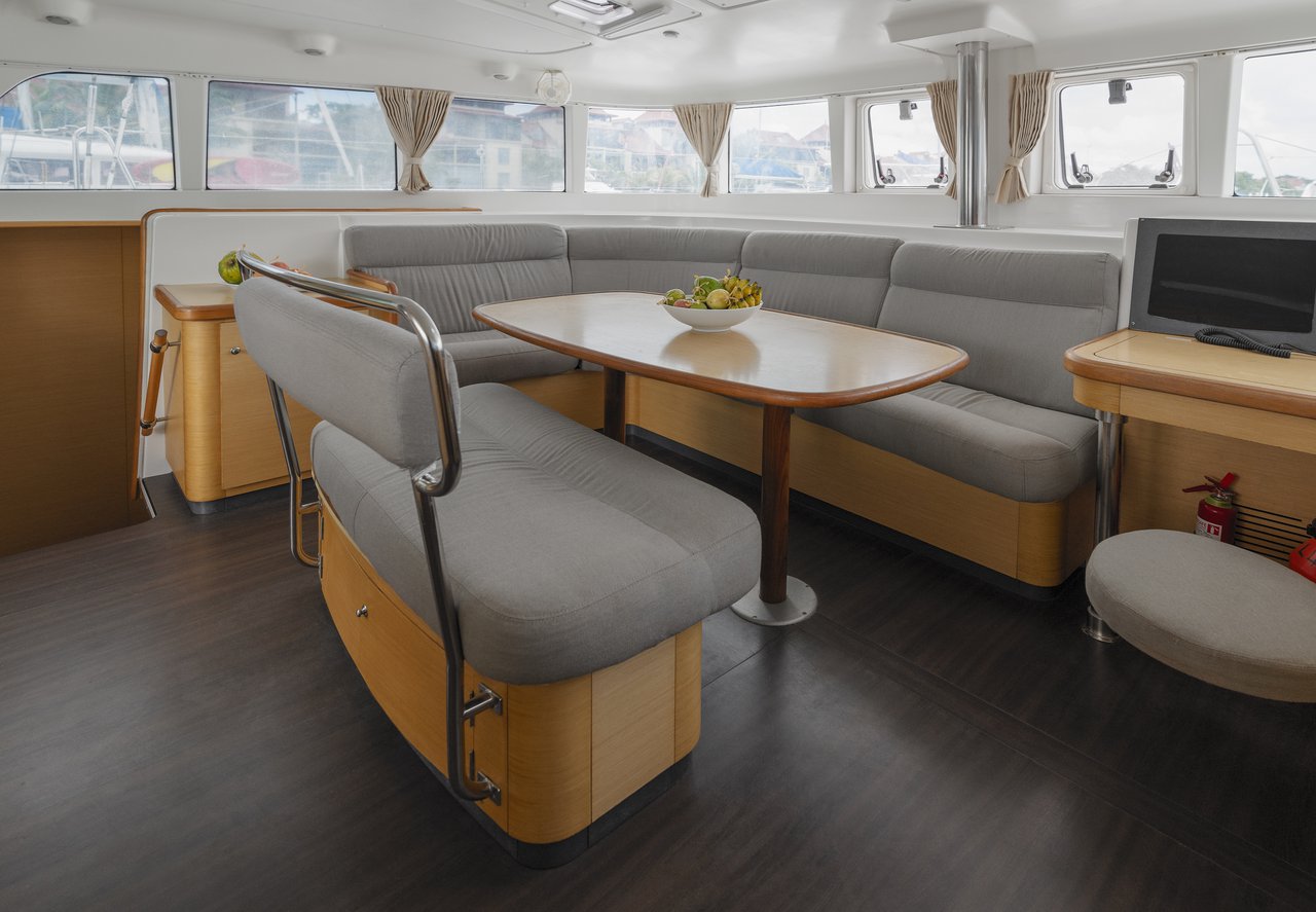 Lagoon 440 - 4 + 1 cab. — photo 15