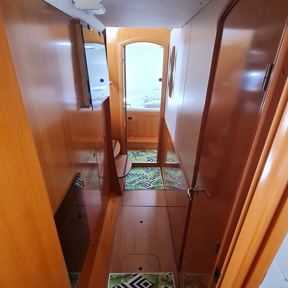 Lagoon 410 S2 - 4 + 1 cab. — photo 10