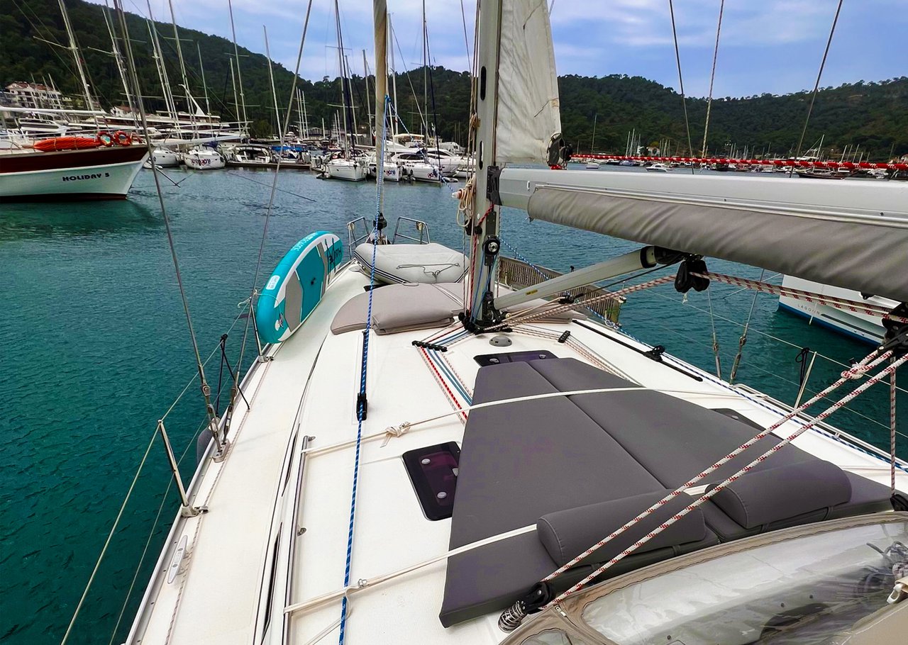 Bavaria Cruiser 45 — photo 8