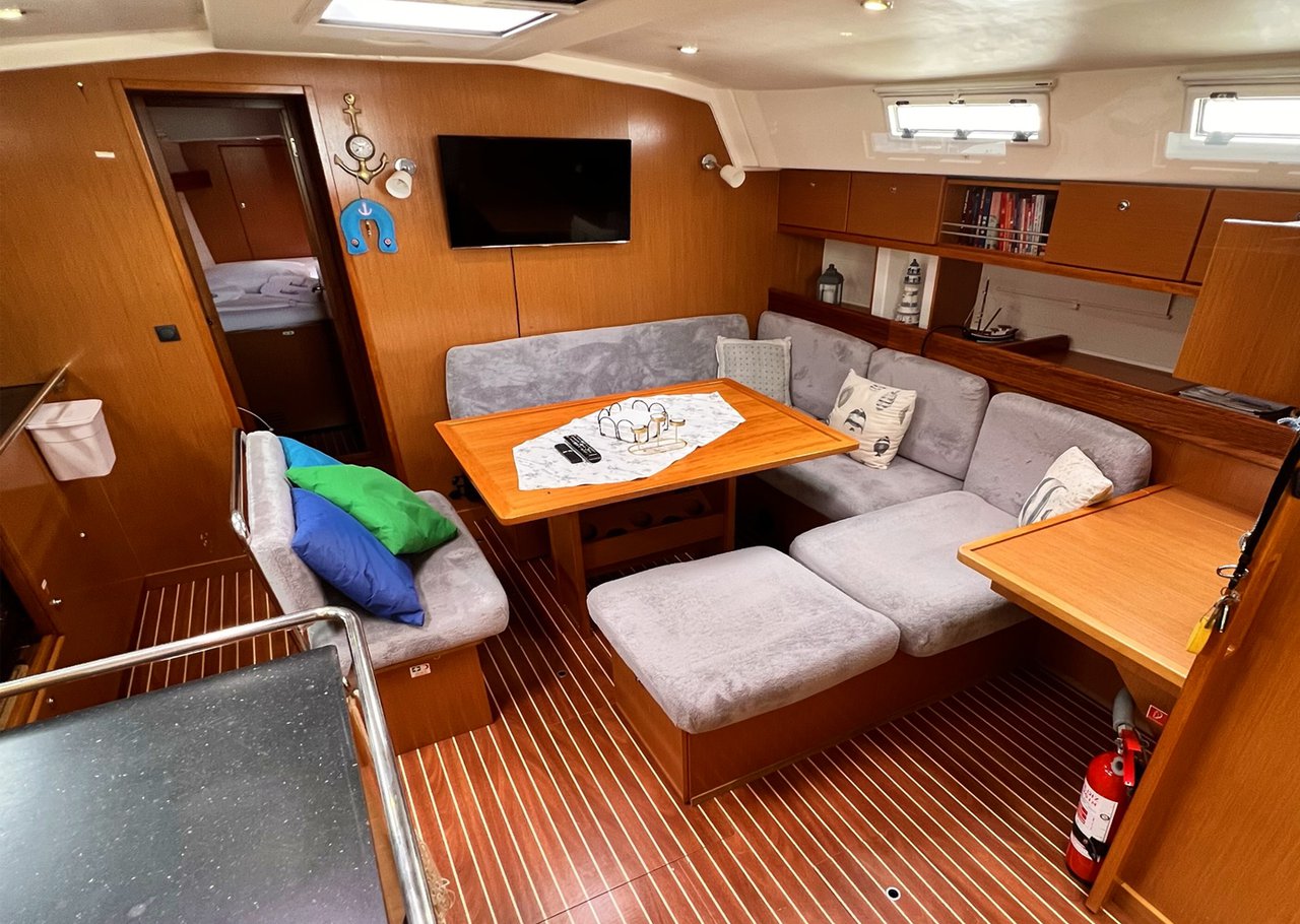 Bavaria Cruiser 45 — photo 10
