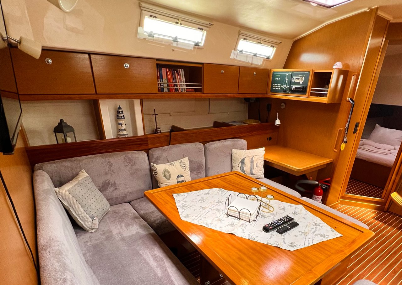 Bavaria Cruiser 45 — photo 13