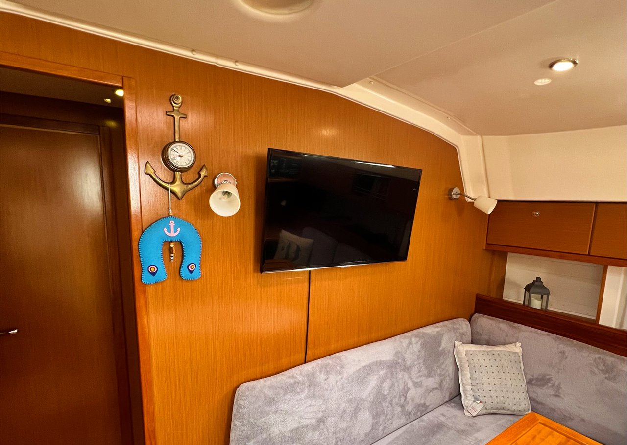 Bavaria Cruiser 45 — photo 14