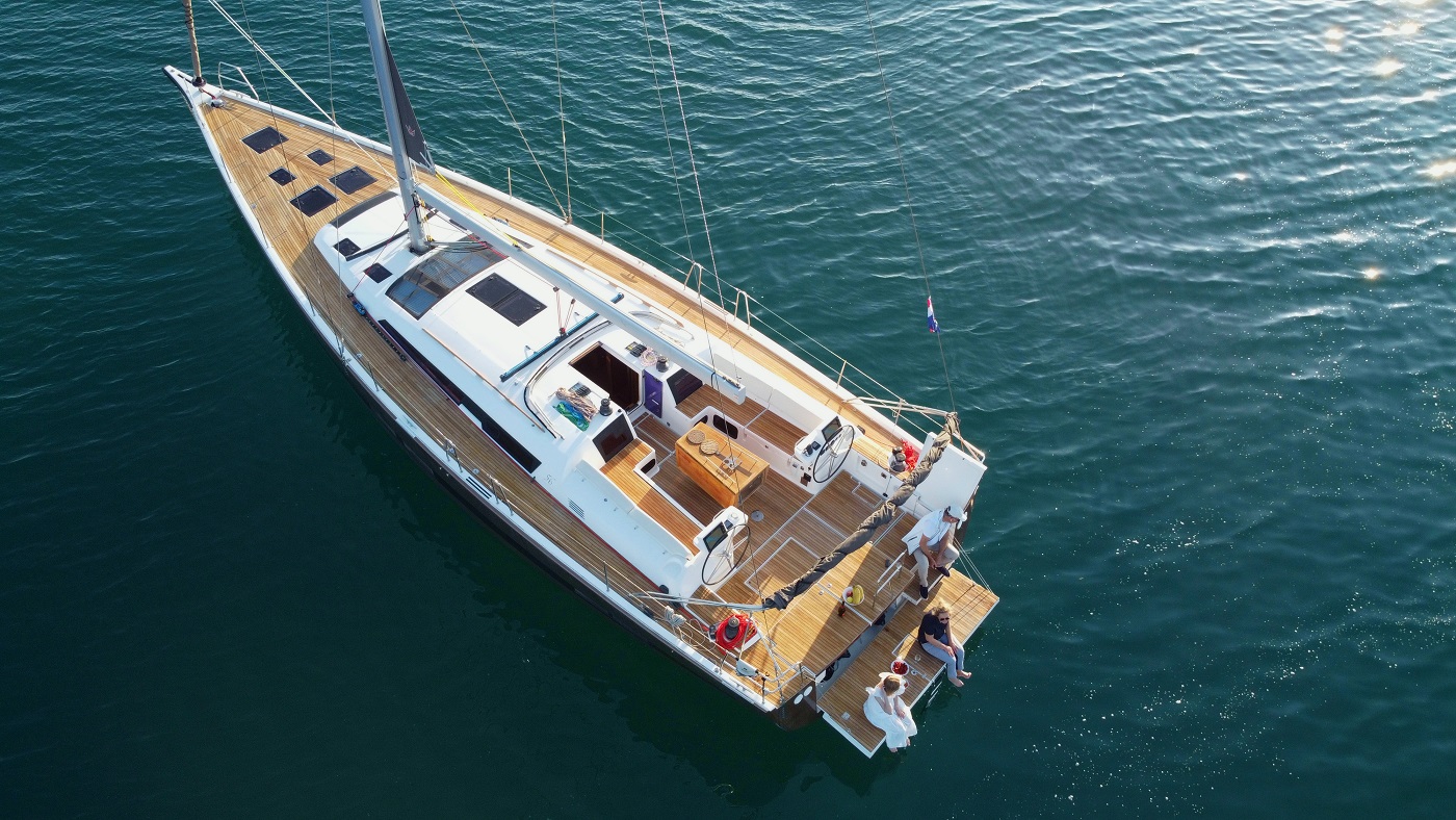 Dufour 56 Exclusive - 4 + 1 cab. — photo 23