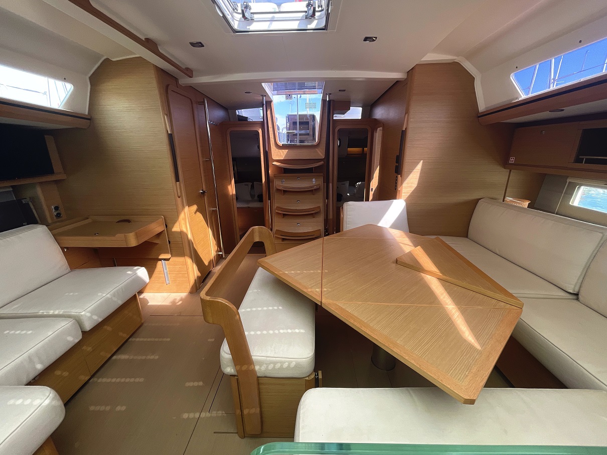 Dufour 56 Exclusive - 4 + 1 cab. — photo 3