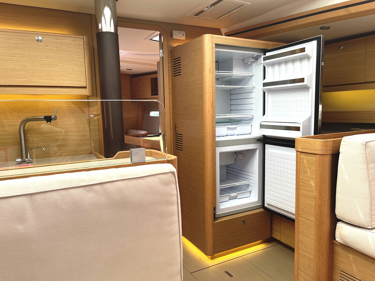 Dufour 56 Exclusive - 4 + 1 cab. — photo 8