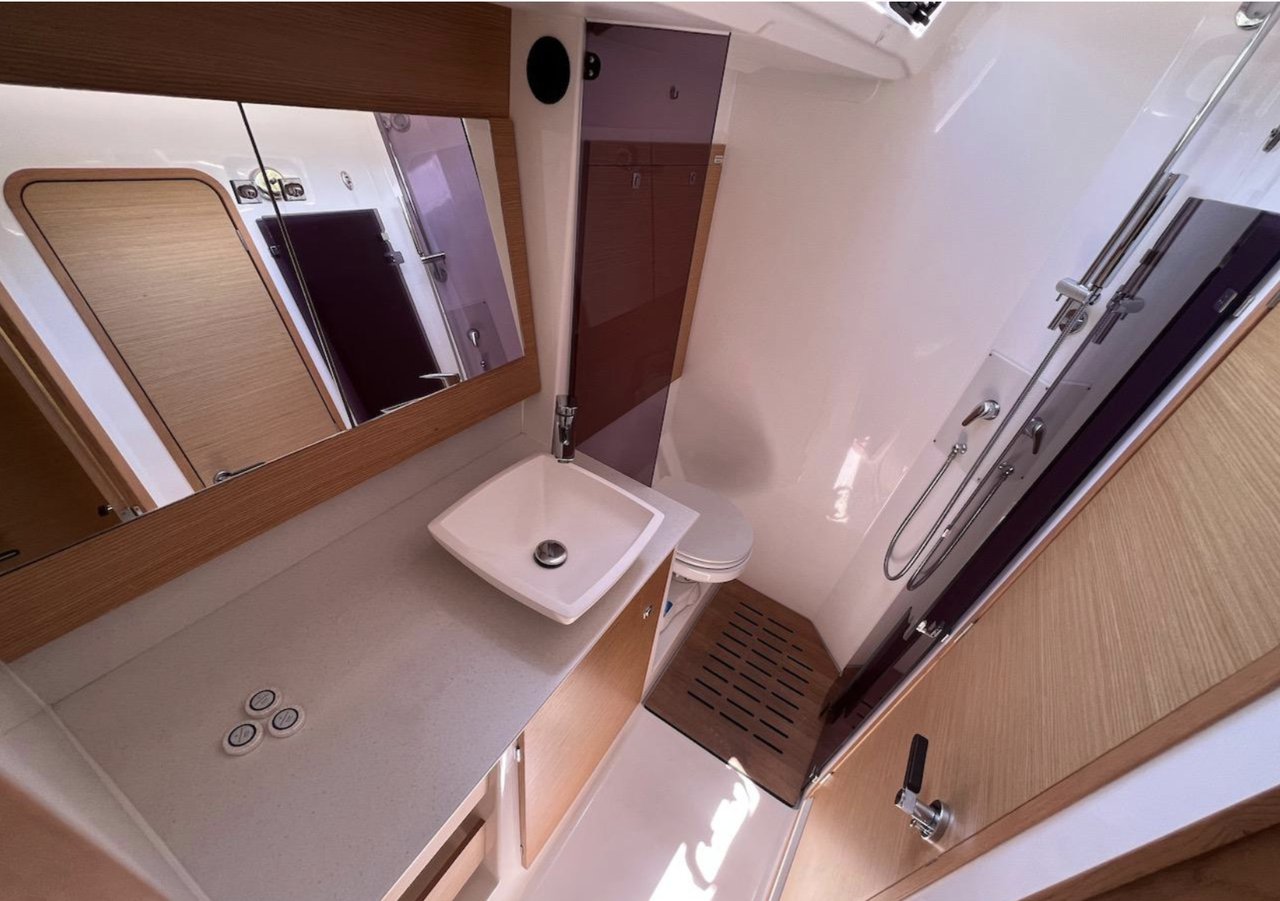 Dufour 56 Exclusive - 4 + 1 cab. — photo 10