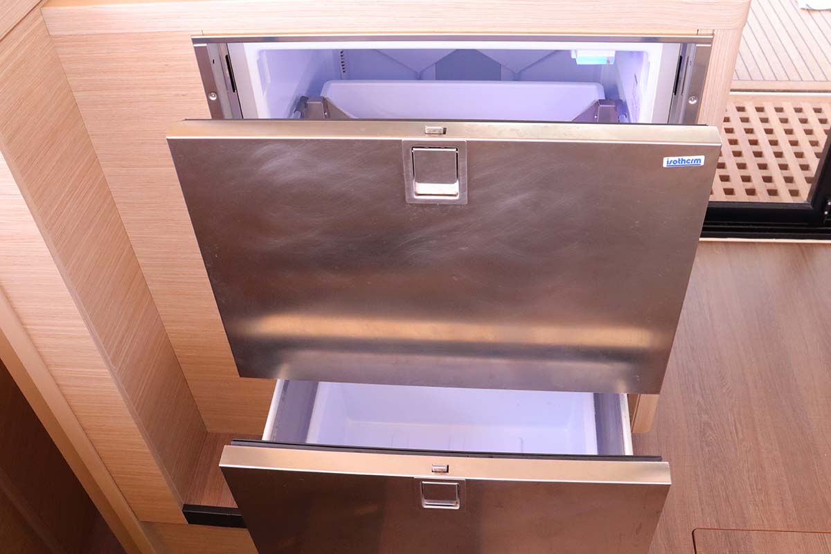 Lagoon 46 - 4 + 2 cab. — photo 20