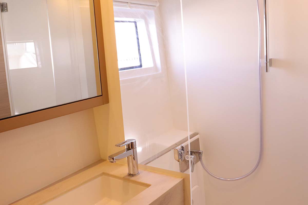 Lagoon 46 - 4 + 2 cab. — photo 28