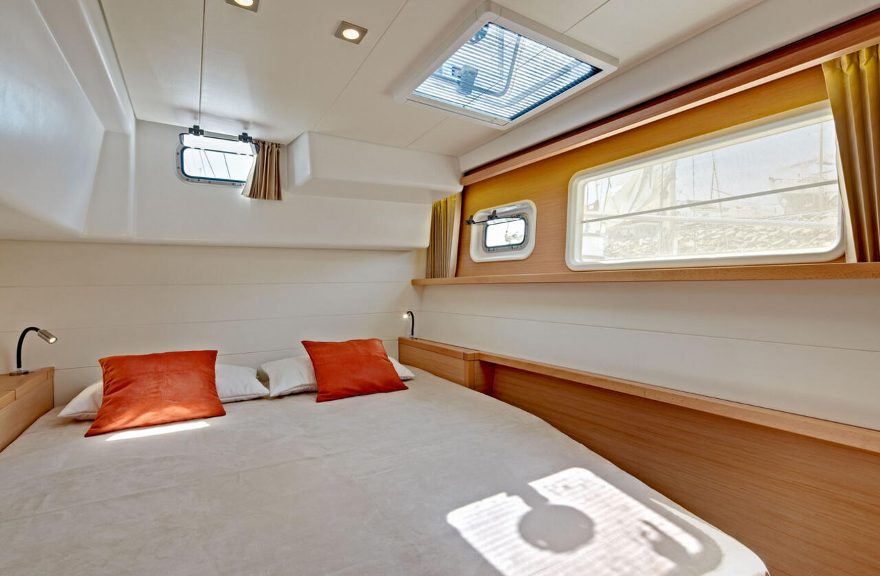 Lagoon 46 - 4 + 1 cab. — photo 12
