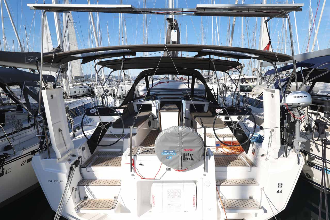 Dufour 44 - 3 cab. — photo 6