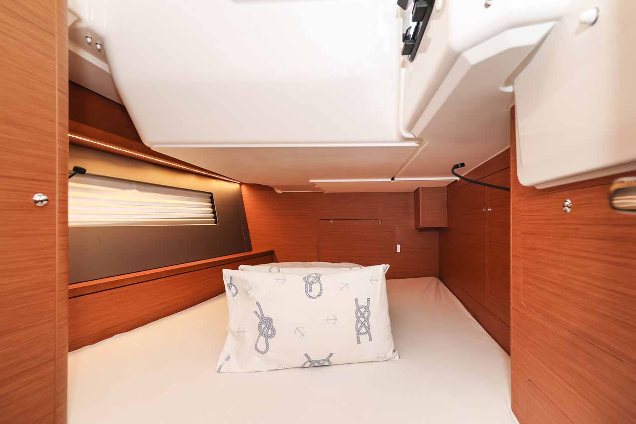 Dufour 44 - 3 cab. — photo 21