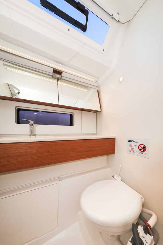 Dufour 44 - 3 cab. — photo 24