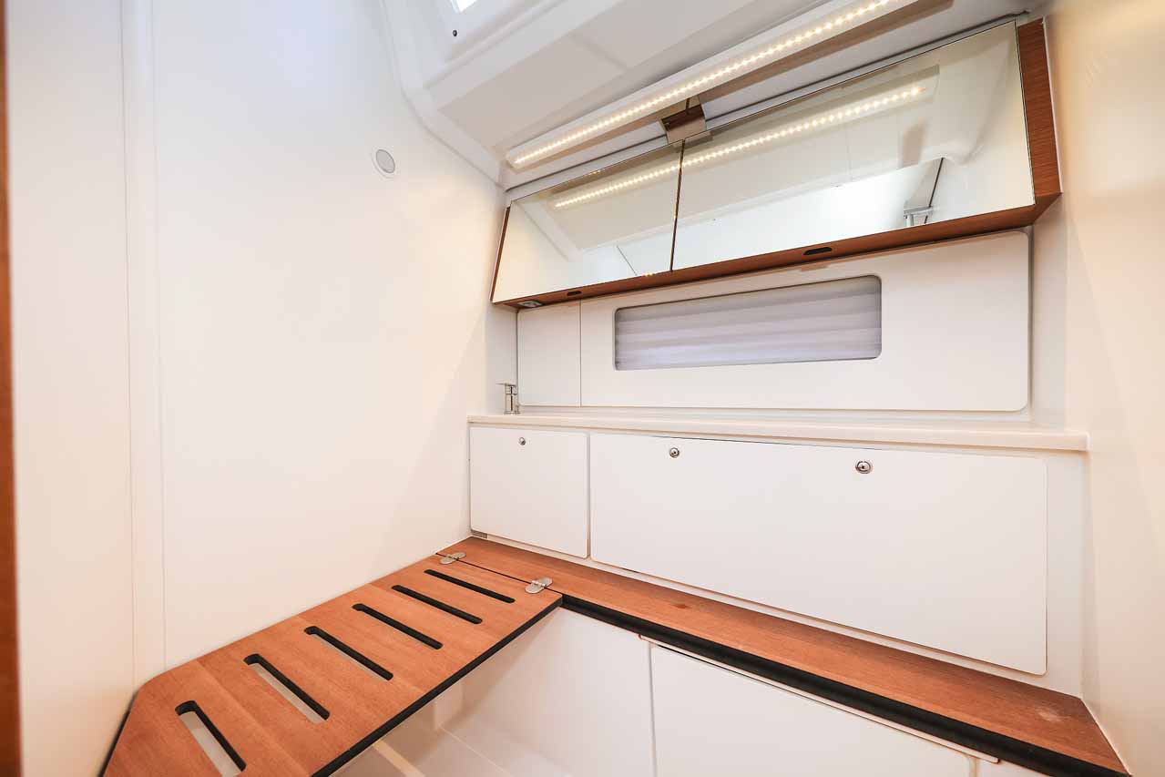 Dufour 44 - 3 cab. — photo 28