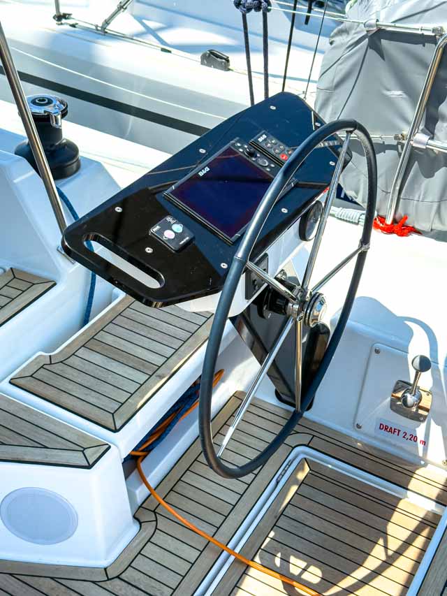 Dufour 44 - 4 cab — photo 4