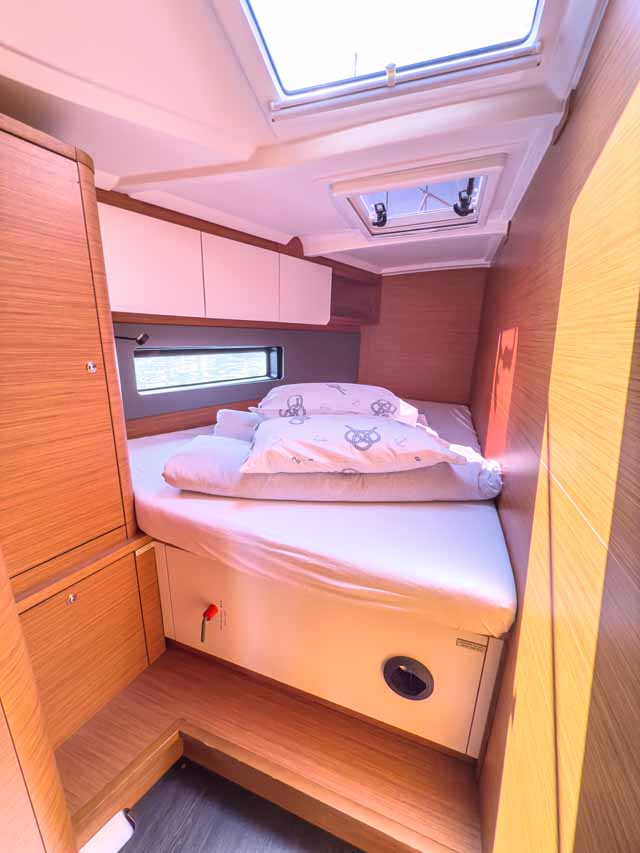 Dufour 44 - 4 cab — photo 14