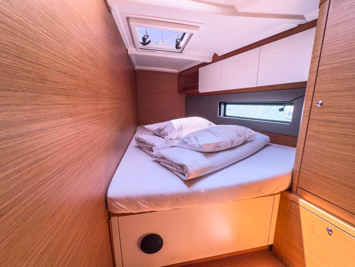 Dufour 44 - 4 cab — photo 15
