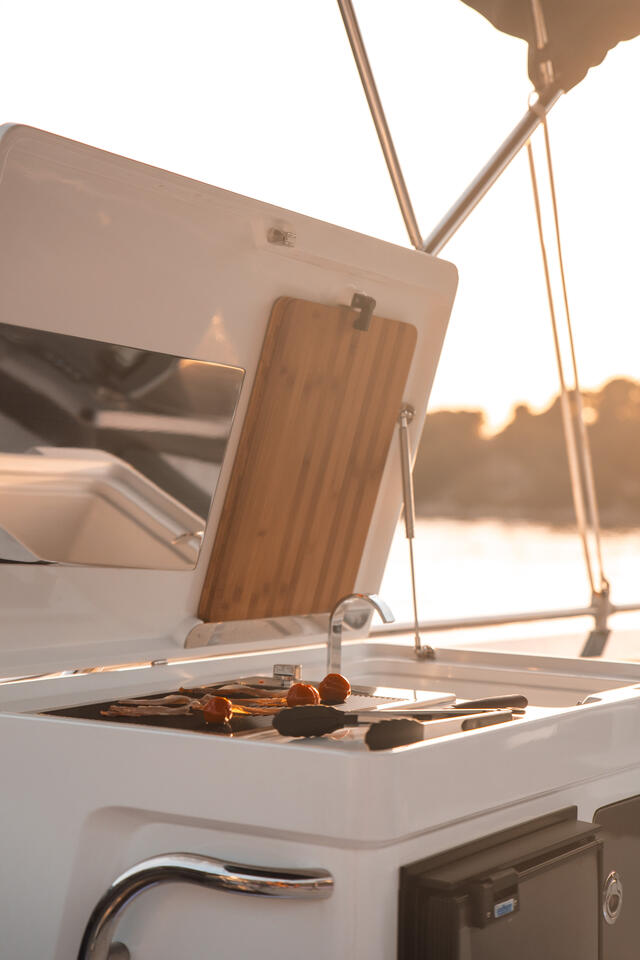 Galeon 440 Fly (Diesel) — photo 15