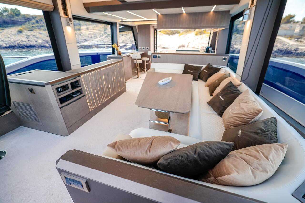 Galeon 640 Fly — photo 16