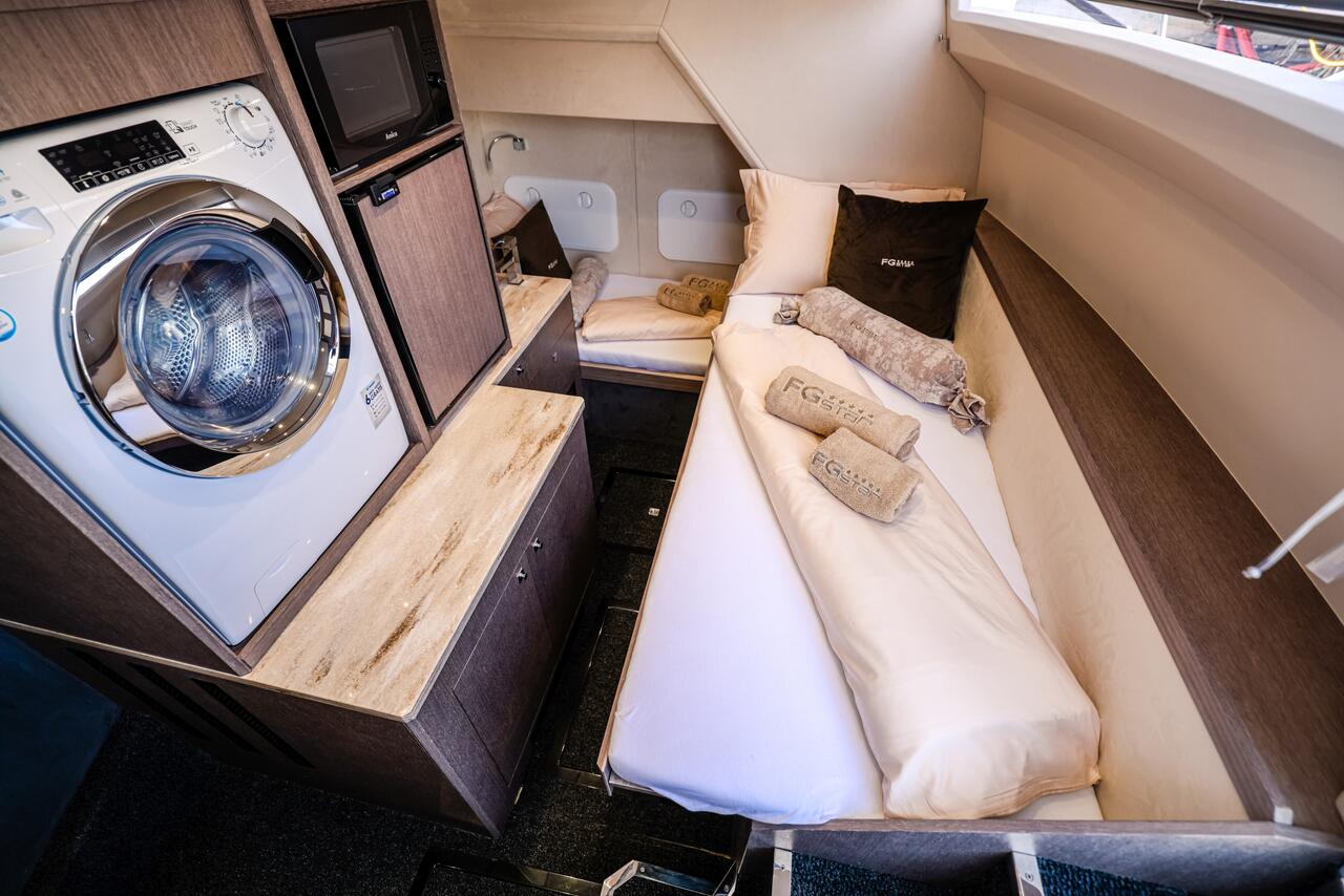 Galeon 640 Fly — photo 19