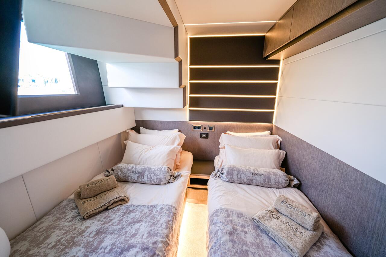 Galeon 640 Fly — photo 28
