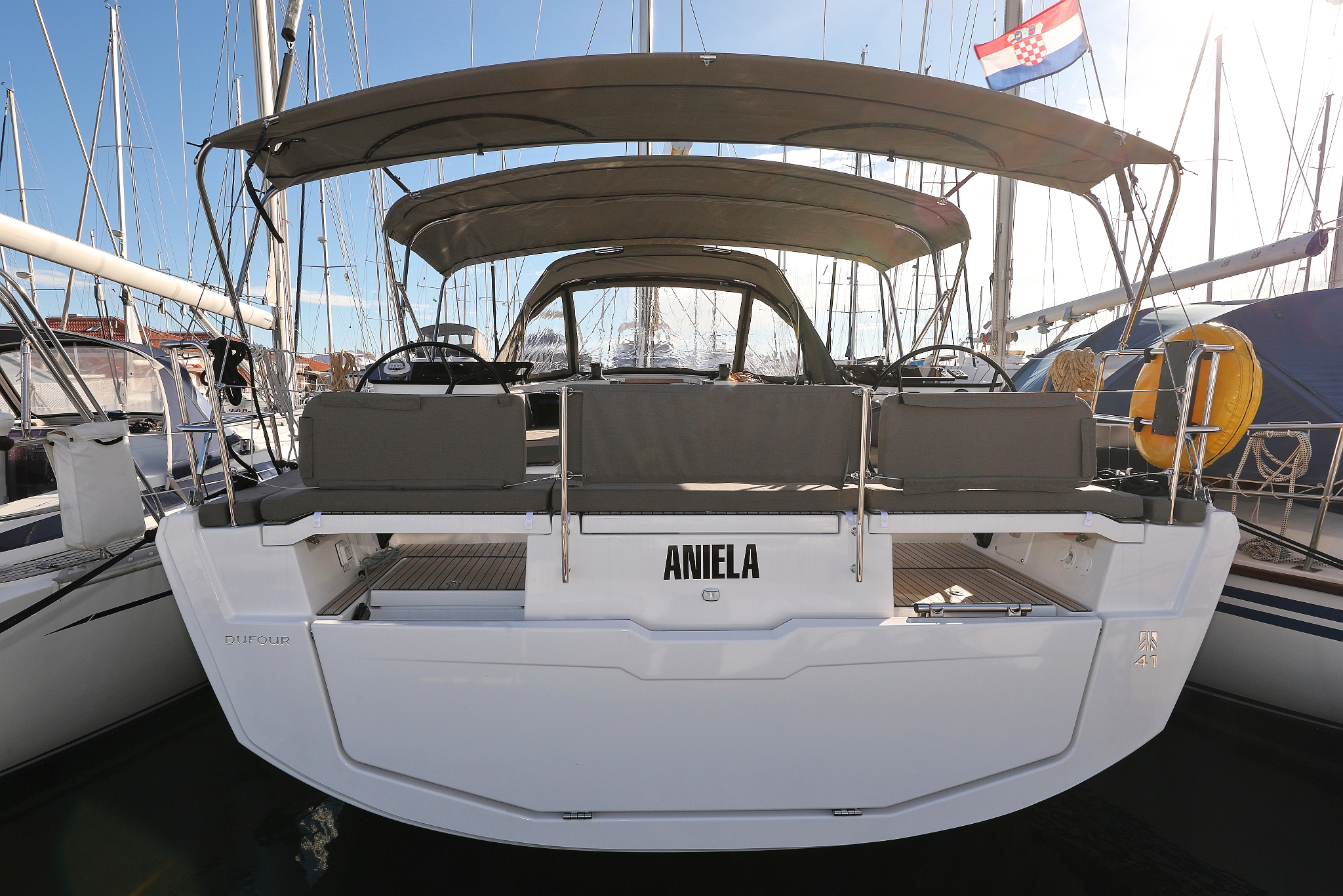 Dufour 41 - 4 cab. — photo 1
