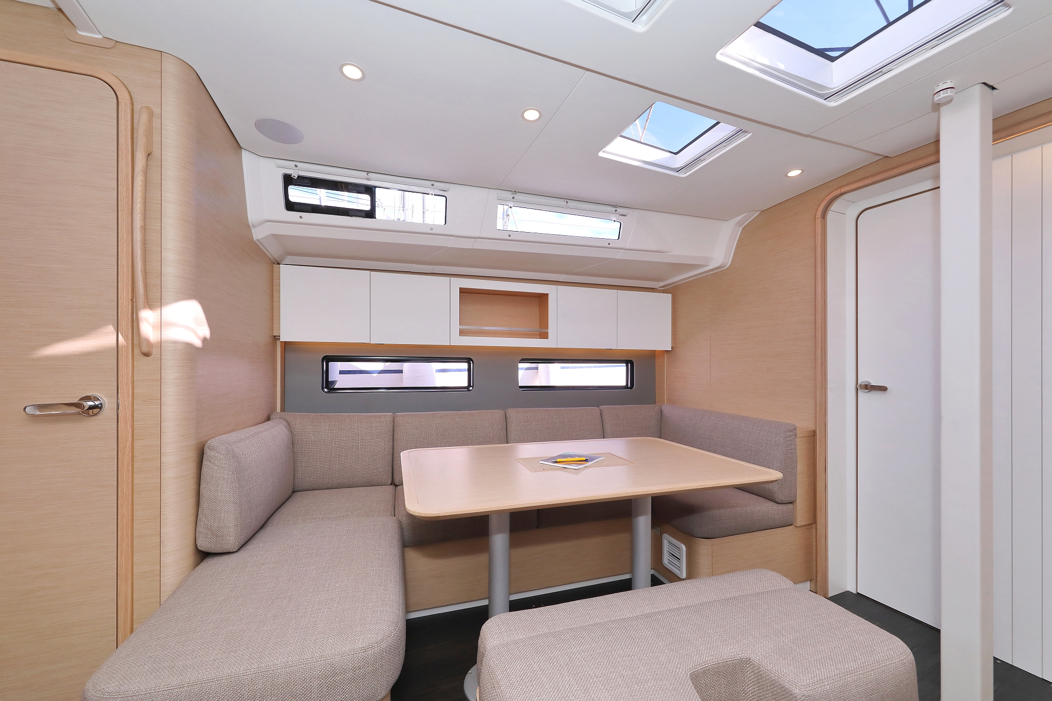 Dufour 41 - 4 cab. — photo 14