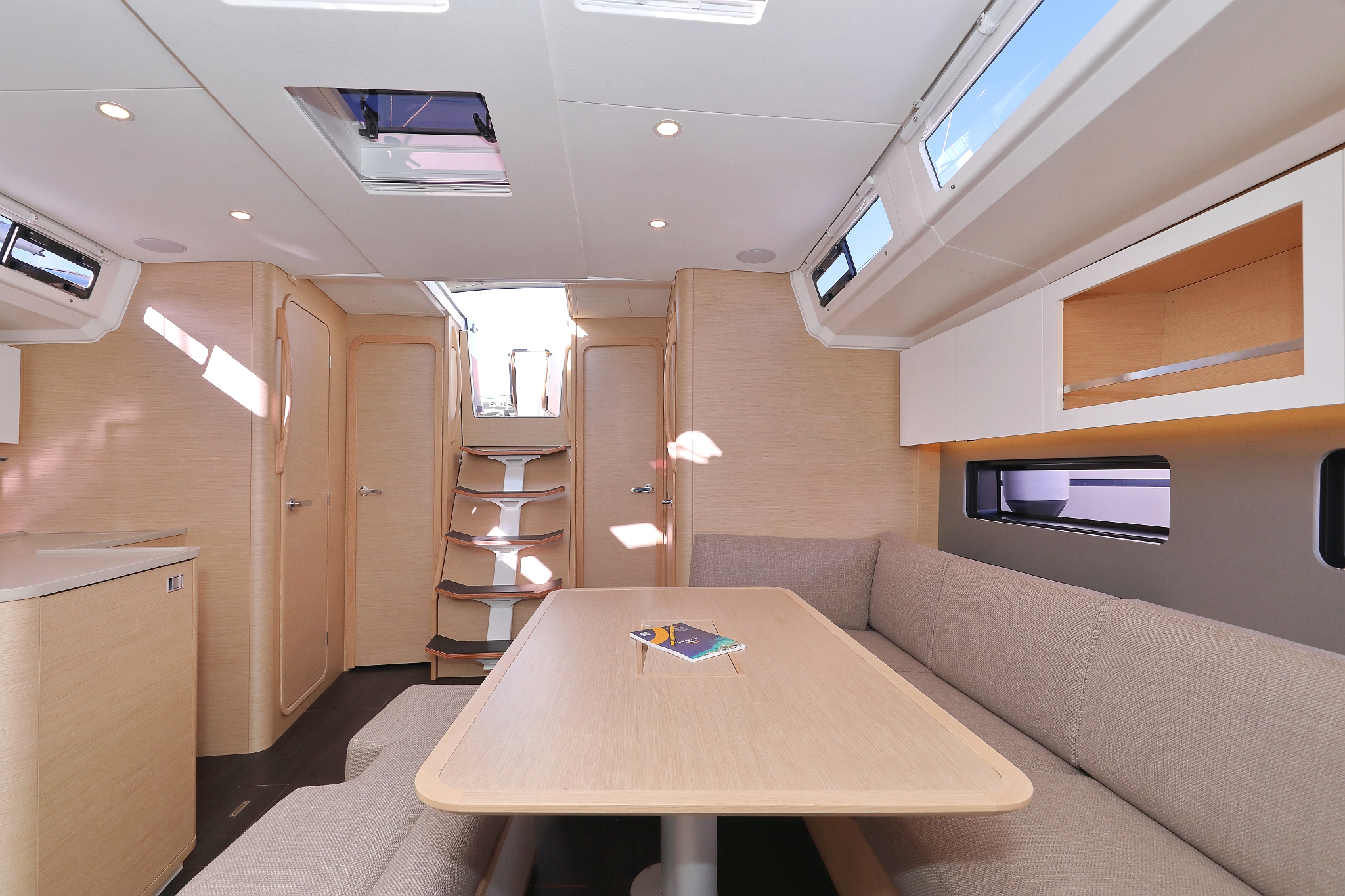 Dufour 41 - 4 cab. — photo 20