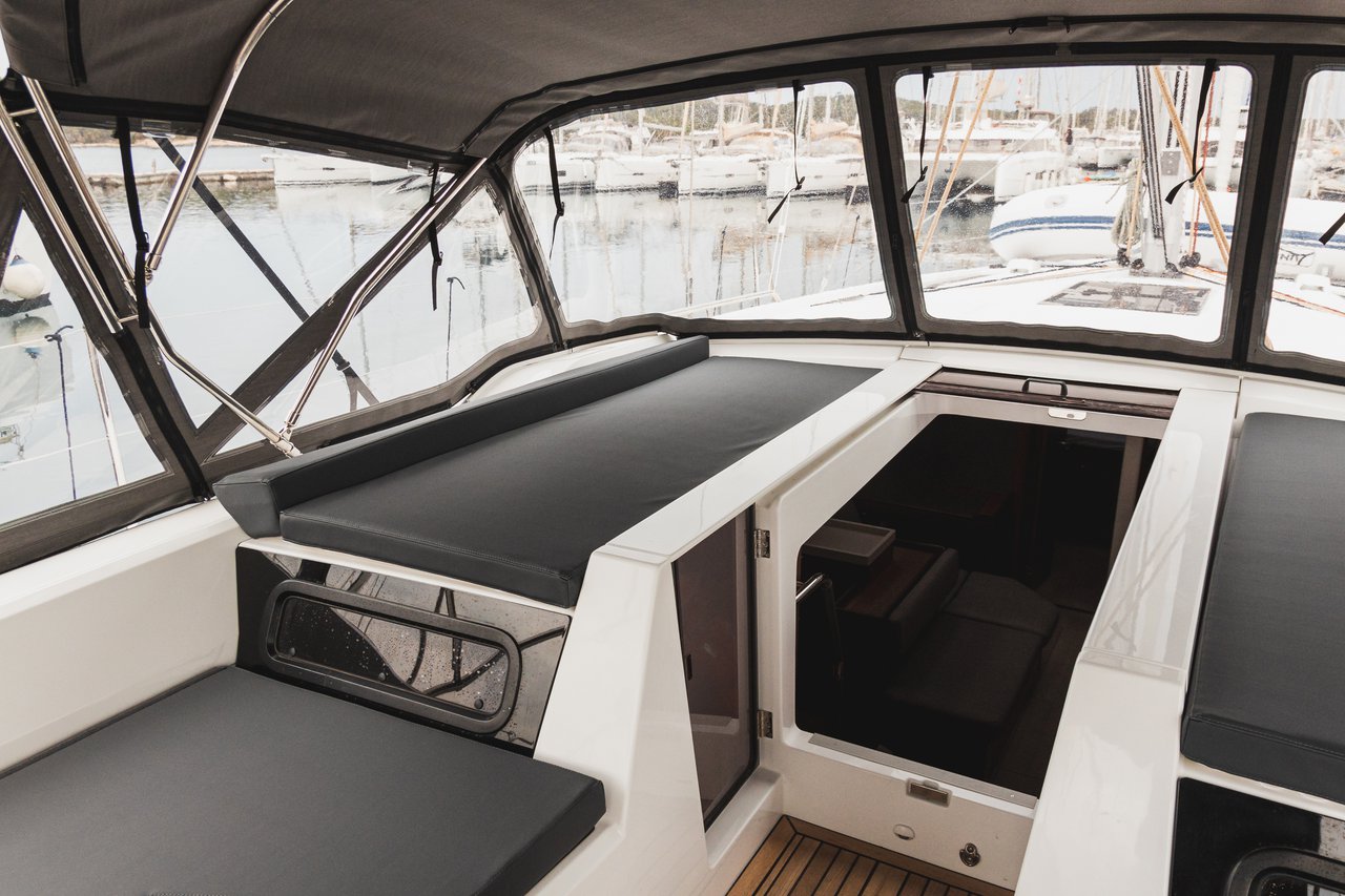 Oceanis 51.1 - 5 + 1 cab. — photo 11
