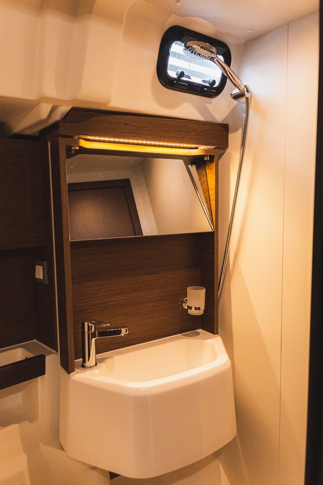 Oceanis 51.1 - 5 + 1 cab. — photo 27
