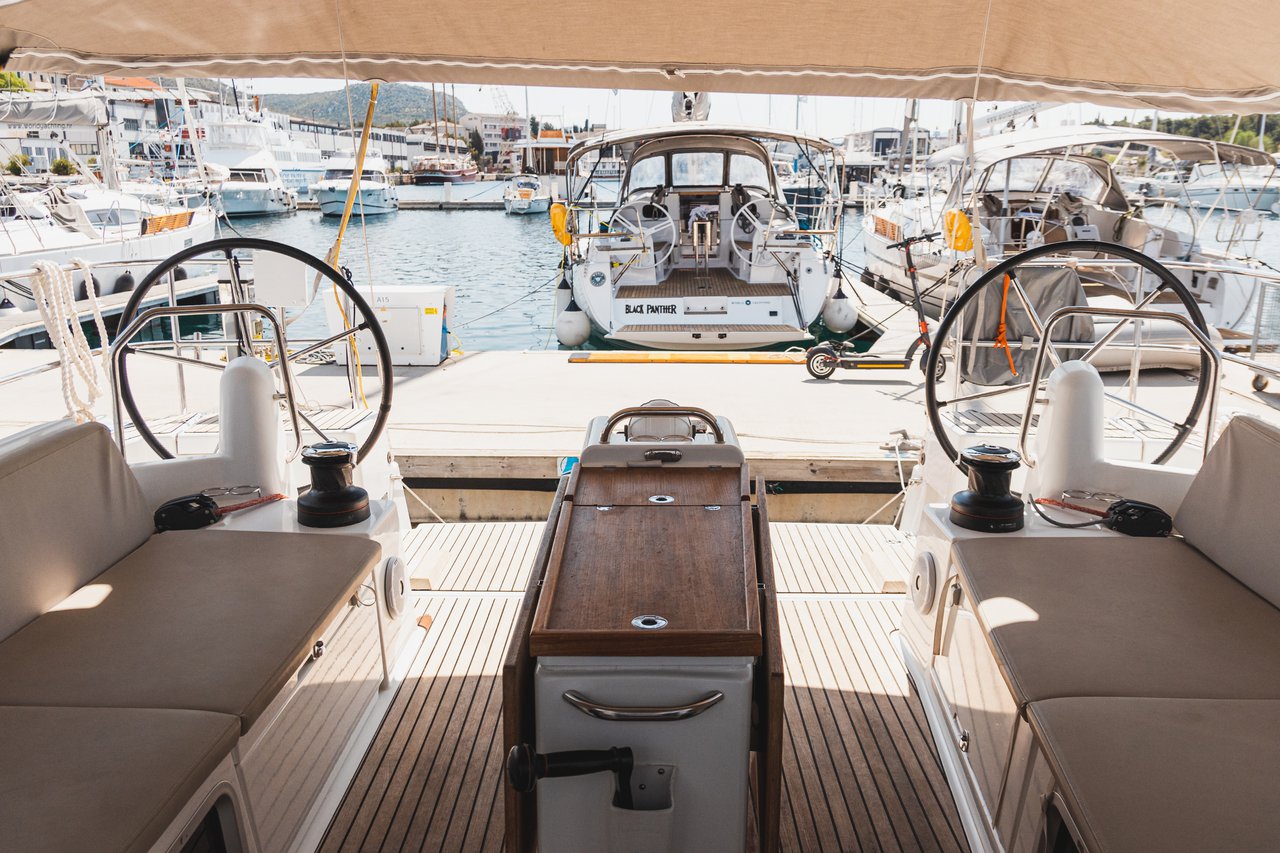 Sun Odyssey 490 - 5 + 1 cab. — photo 5