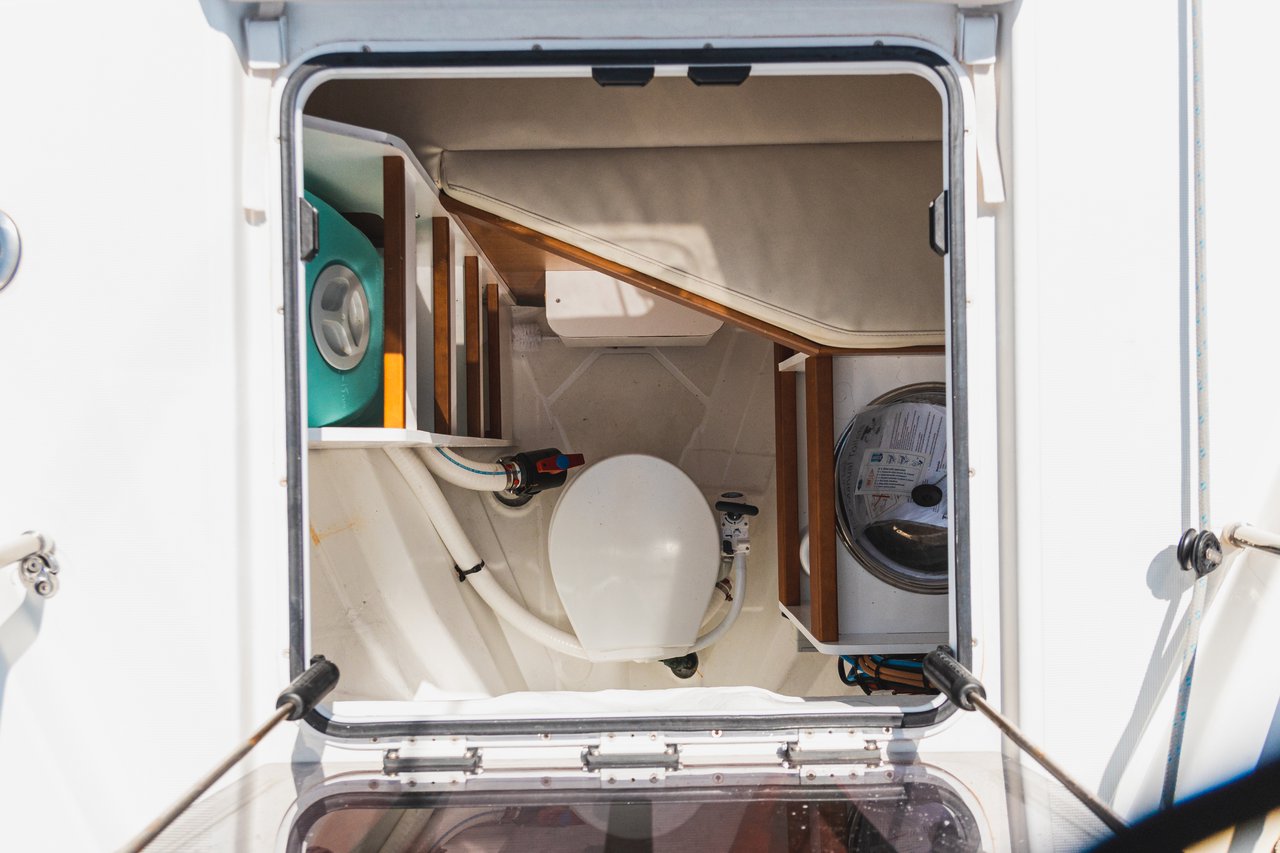 Sun Odyssey 490 - 5 + 1 cab. — photo 9